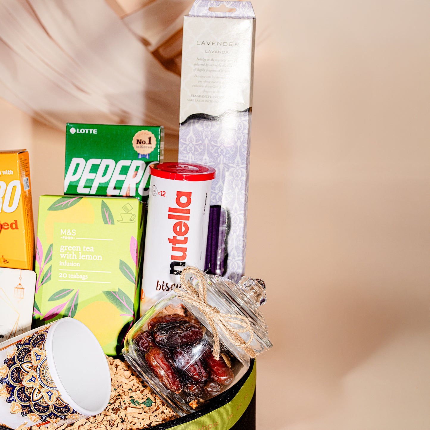 Exquisite Ramadan Blessing Bundle: A Gift of Joy and Tradition