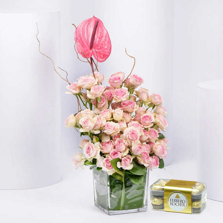 تنسيق فاخر من ورود الحب الرقيقة