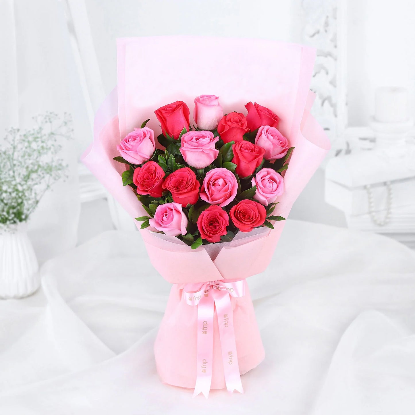 Elegant Mother's Love Rose Bouquet - A Perfect Gift of Affection