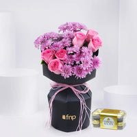 تنسيق فاخر من الورود والديزي