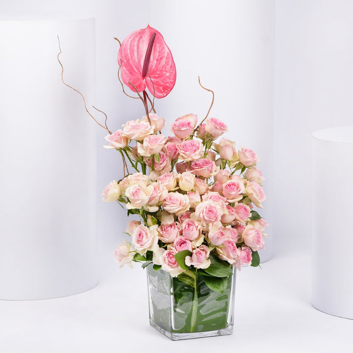 تنسيق فاخر من ورود الحب الرقيقة