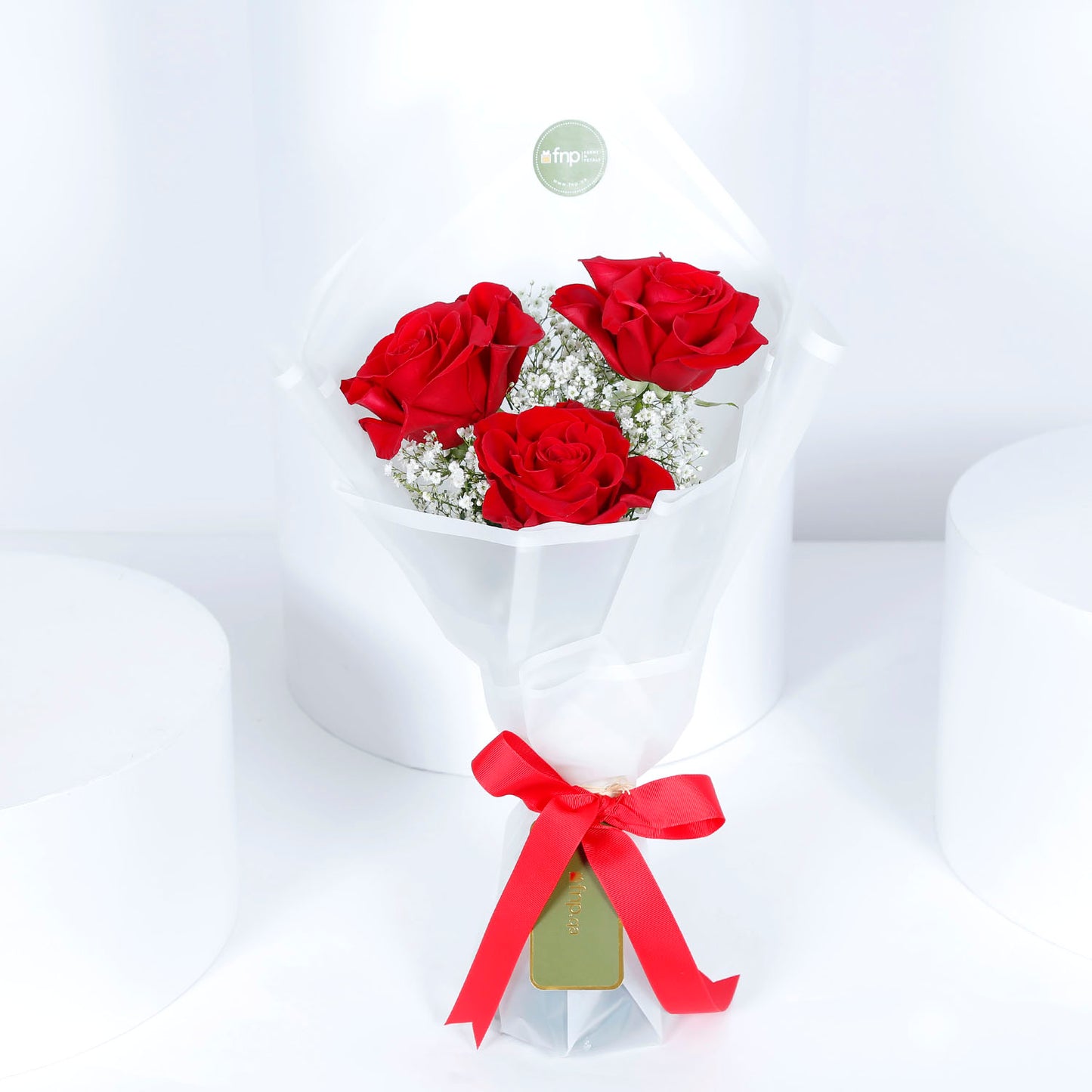 3 Red Roses Bouquet