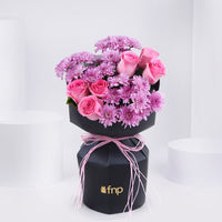 تنسيق فاخر من الورود والديزي