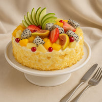 كيكة الشوكولاتة بالفواكه الطازجة