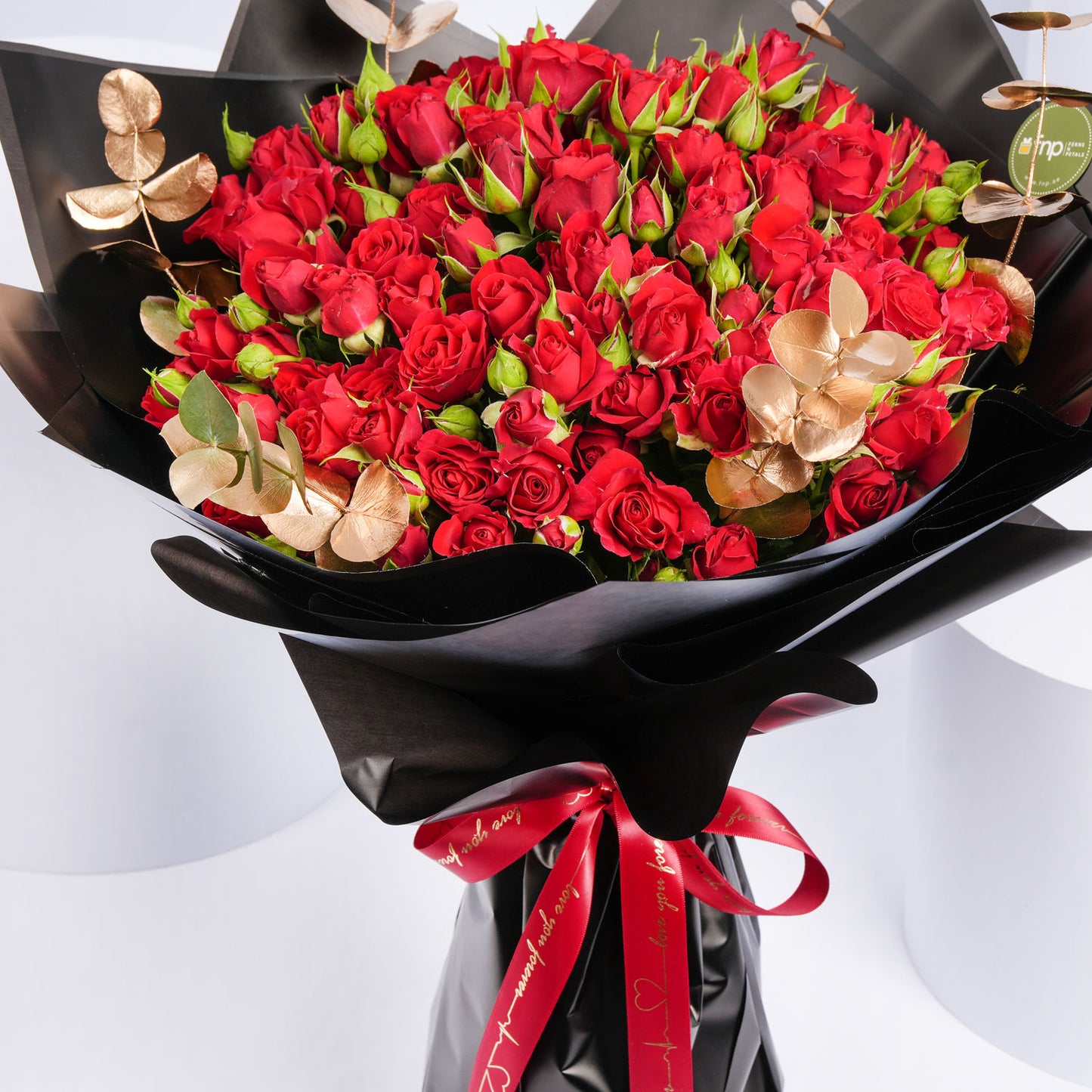 Luxurious Be My Valentine Bouquet: A Romantic Gesture