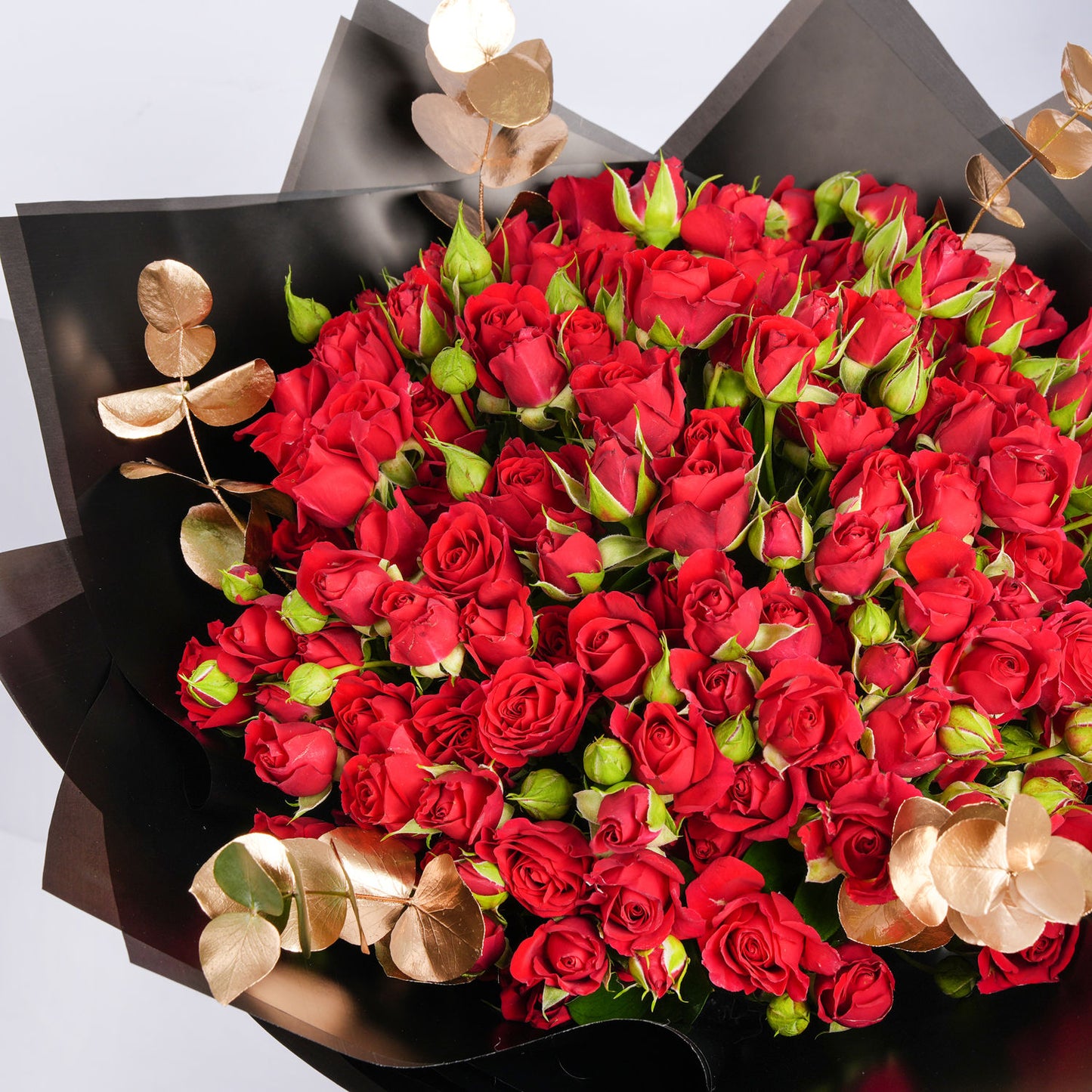 Luxurious Be My Valentine Bouquet: A Romantic Gesture