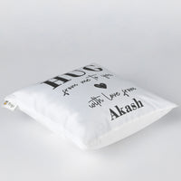 وسادة الحضن الكبير المخصصة مع اسم مخصص - بوليستر ناعم، 15x15 بوصة