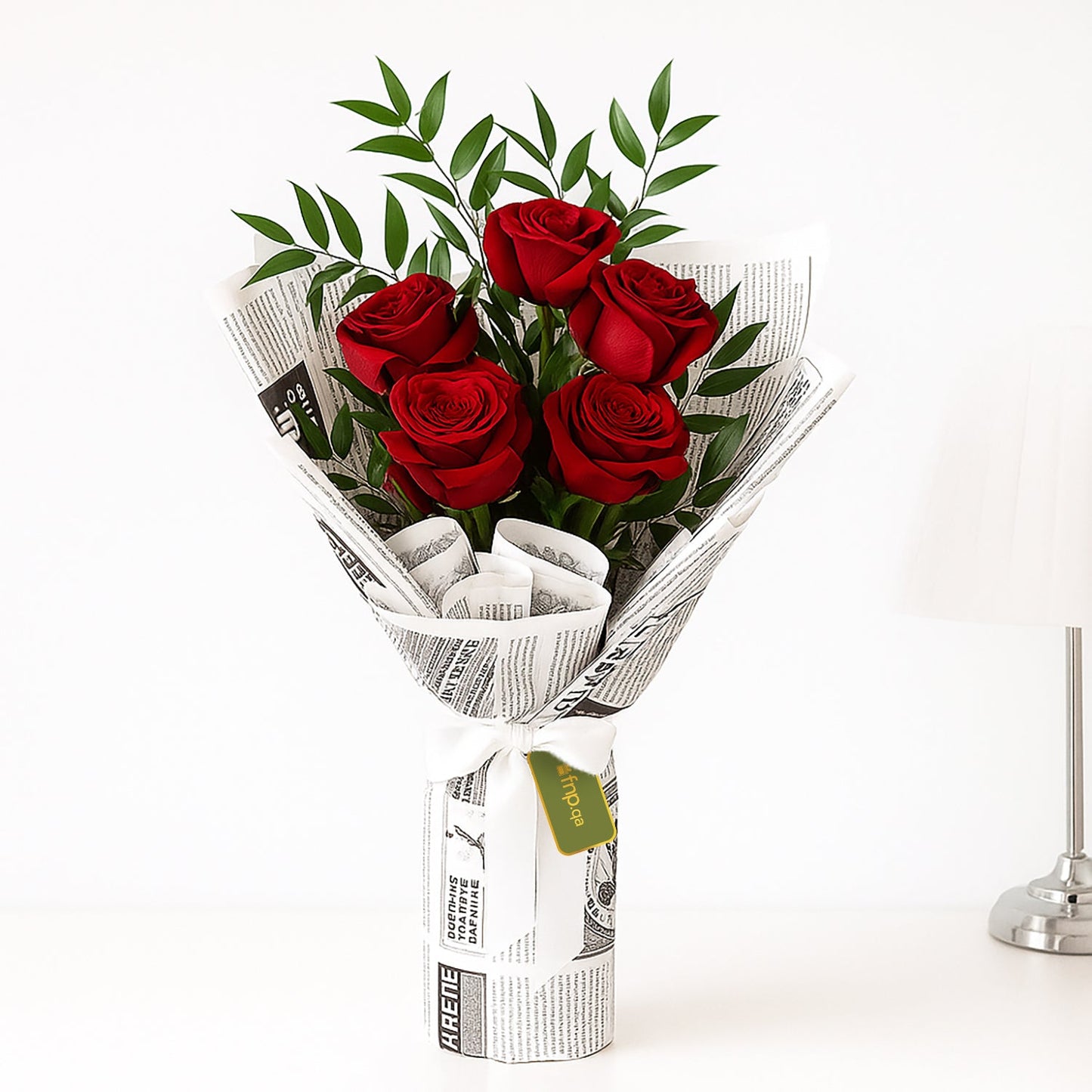 Crimson Vintage Bouquet: Timeless Elegance of Red Roses