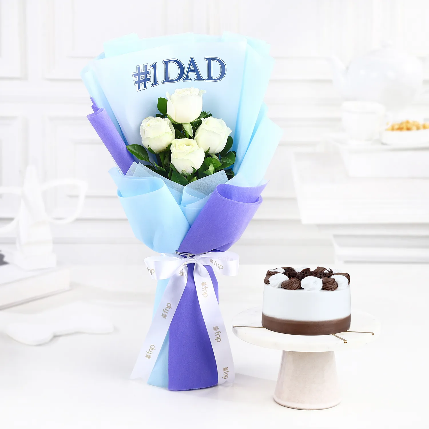 The Ultimate Gift Ensemble for Dad: Elegant Roses and Delightful Blackforest Cake