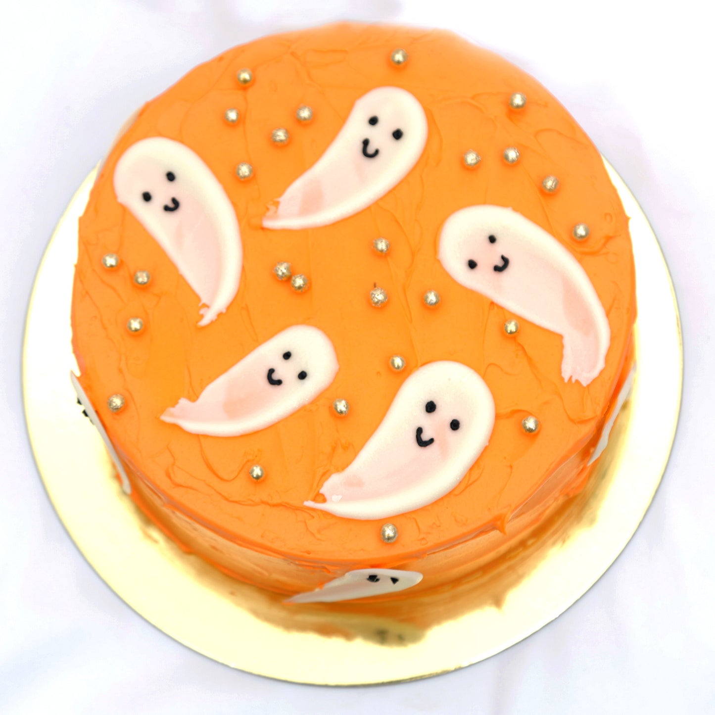 Delicious Halloween Ghost-Themed Red Velvet Cake