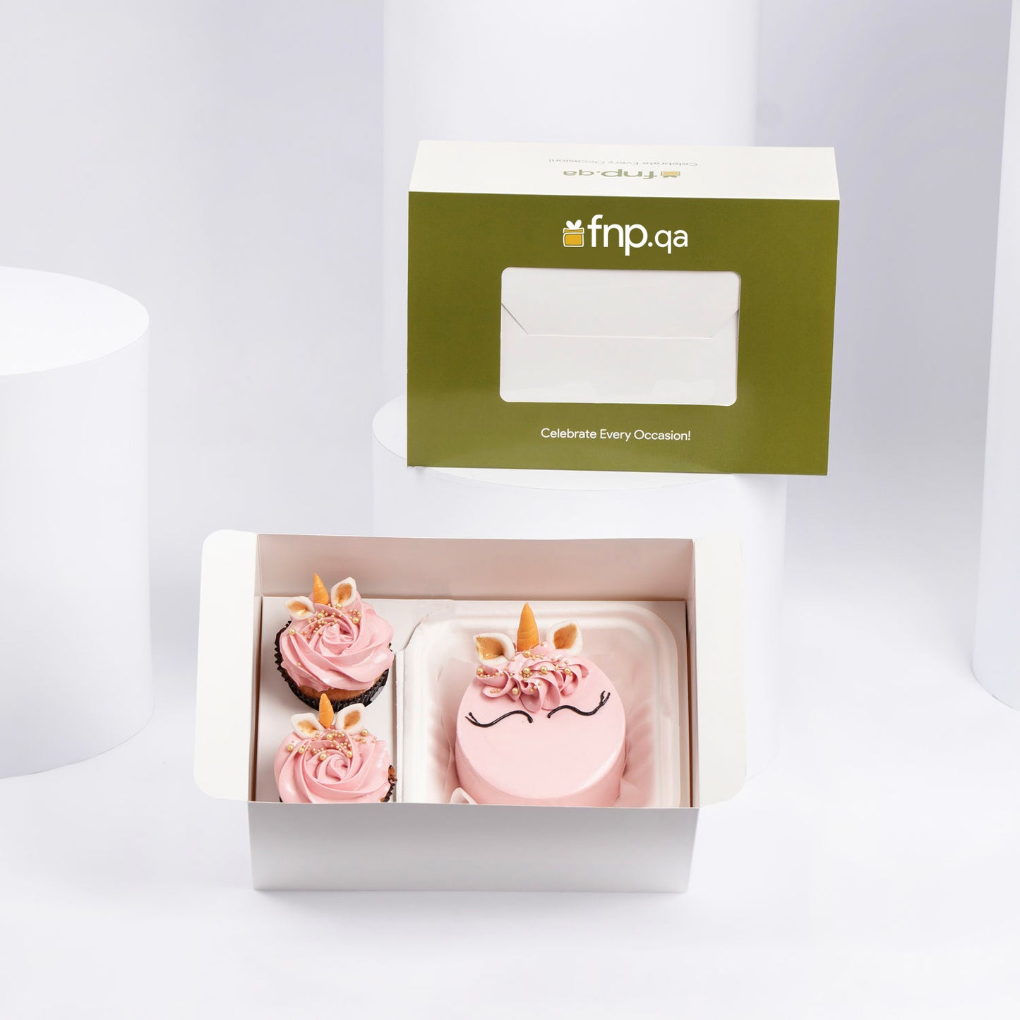 Enchanting Unicorn-Themed Bento Cake and Cupcake Set