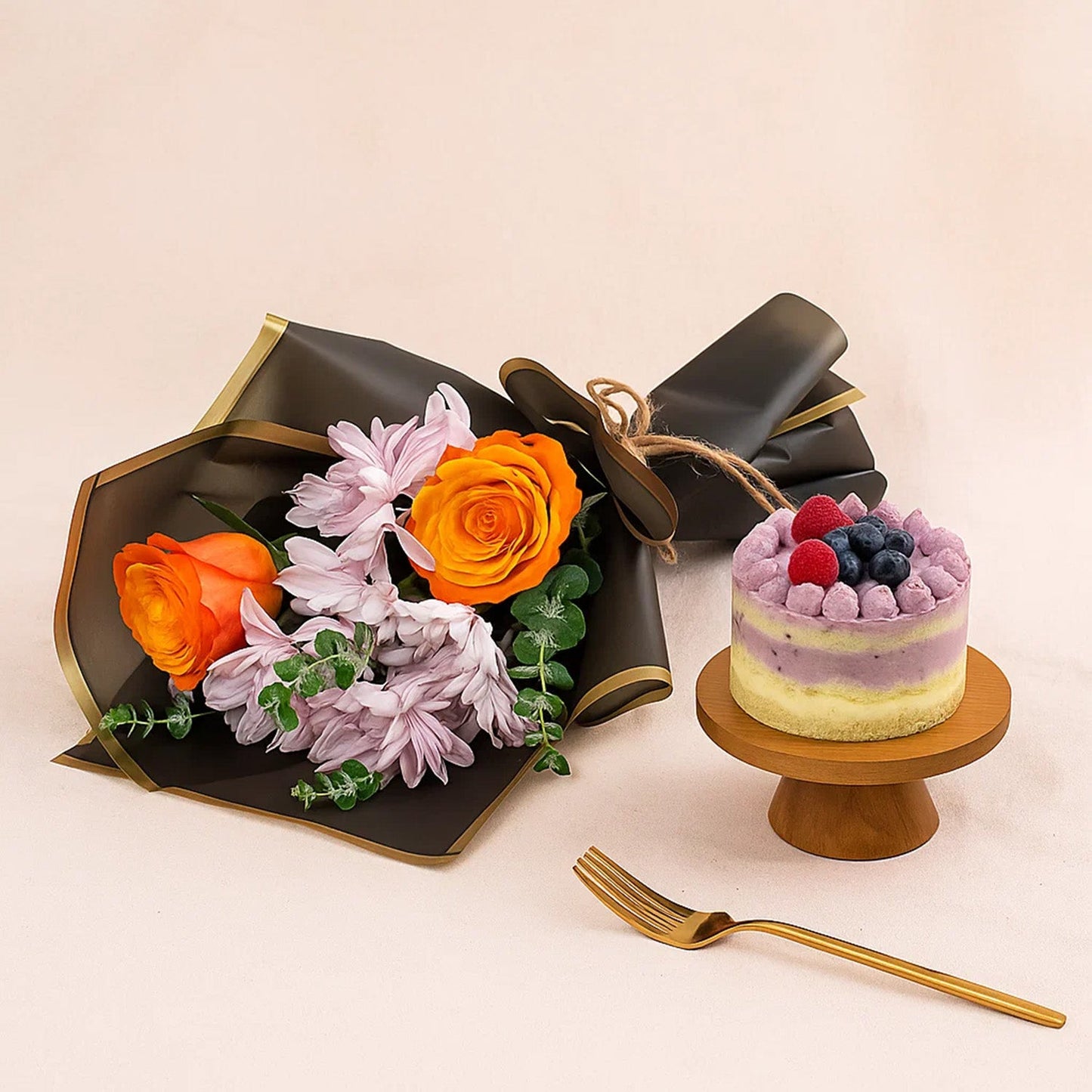 Delightful Mini Blueberry Cake and Vibrant Flower Bouquet Combo