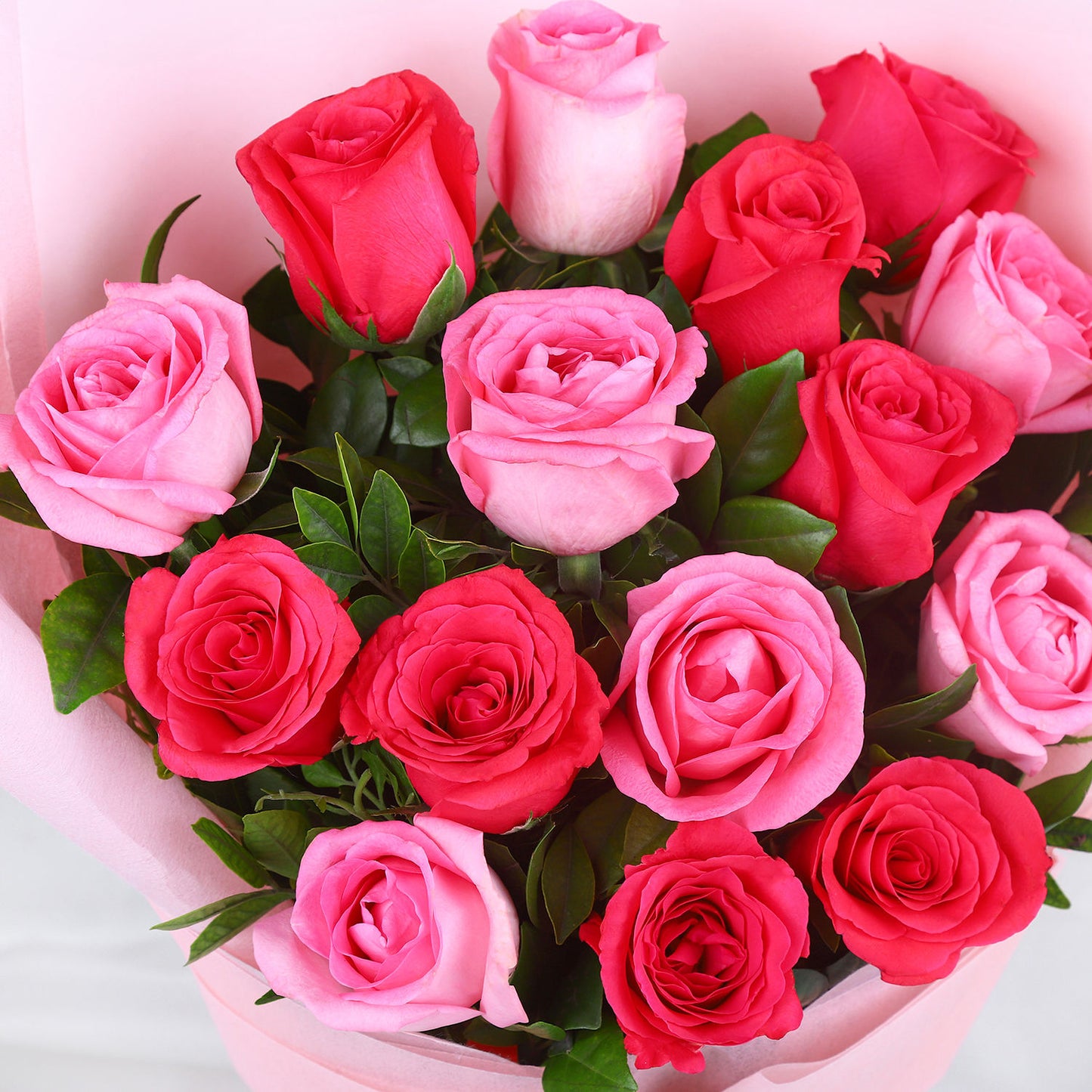 Elegant Mother's Love Rose Bouquet - A Perfect Gift of Affection
