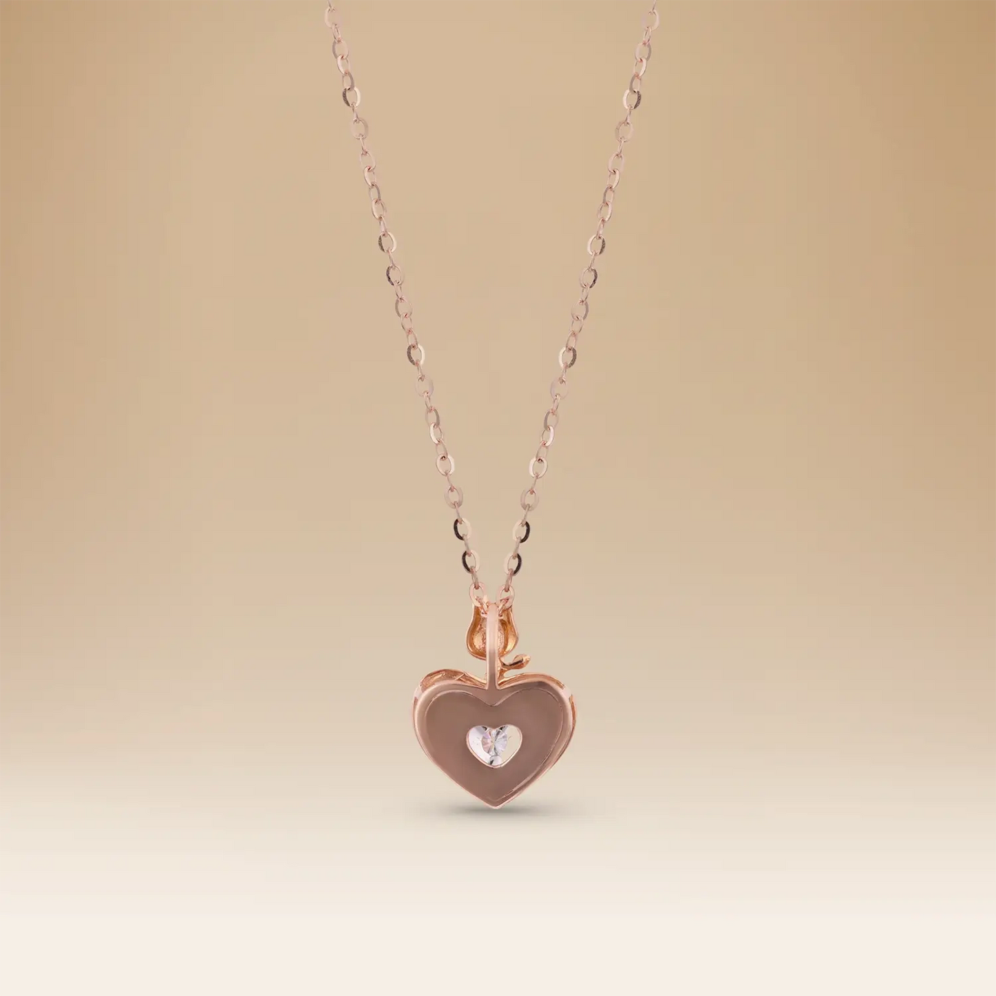 قلادة أومنيا هارت لومير من الذهب الوردي عيار 18 مع لمسة ألماس