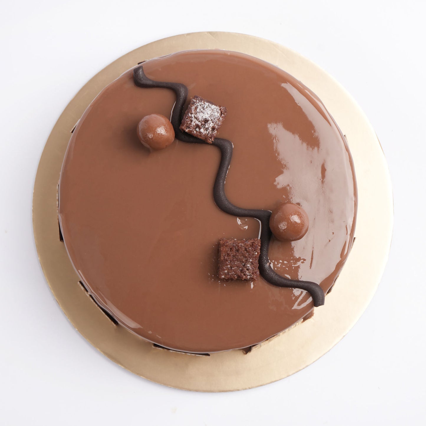 Luxurious Dark Chocolate Compound Fudge Cake