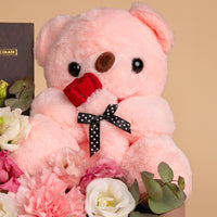 سلة هدايا أنيقة مع ساعة كاسيو بيبي-جي النسائية التناظرية الرقمية