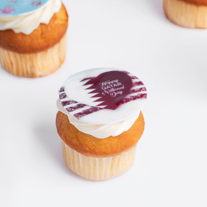 احتفل باليوم الوطني القطري مع كب كيك فانيليا لذيذ