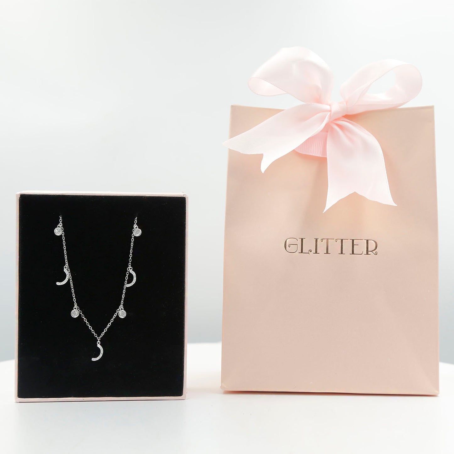 Elegant Sterling Silver Necklace with Arabic Letter 'R'