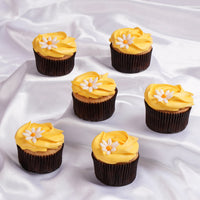 Sunny Daisy Delights Vanilla Cupcakes - Box of 6