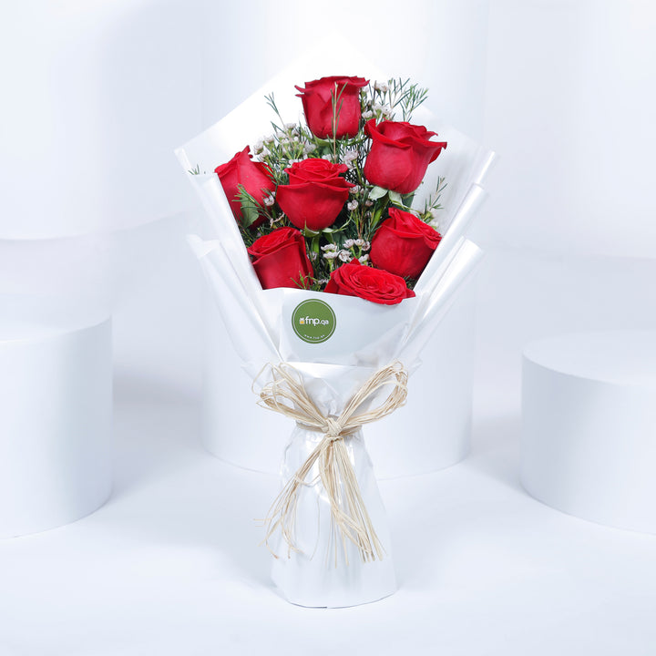 Sweet Romance Gift Set | Red Rose Bouquet with Pink Heartbeat Box