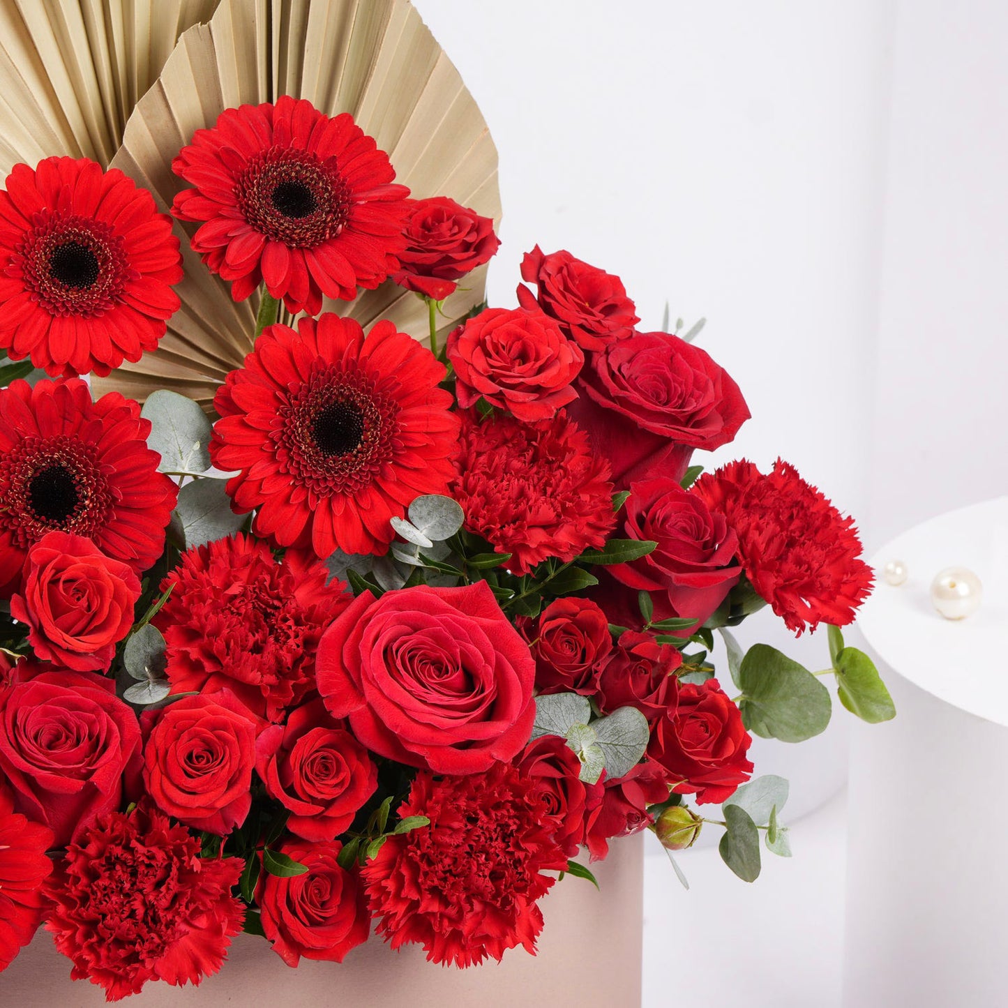 Timeless Blooms: Luxurious Valentine's Flower Arrangement