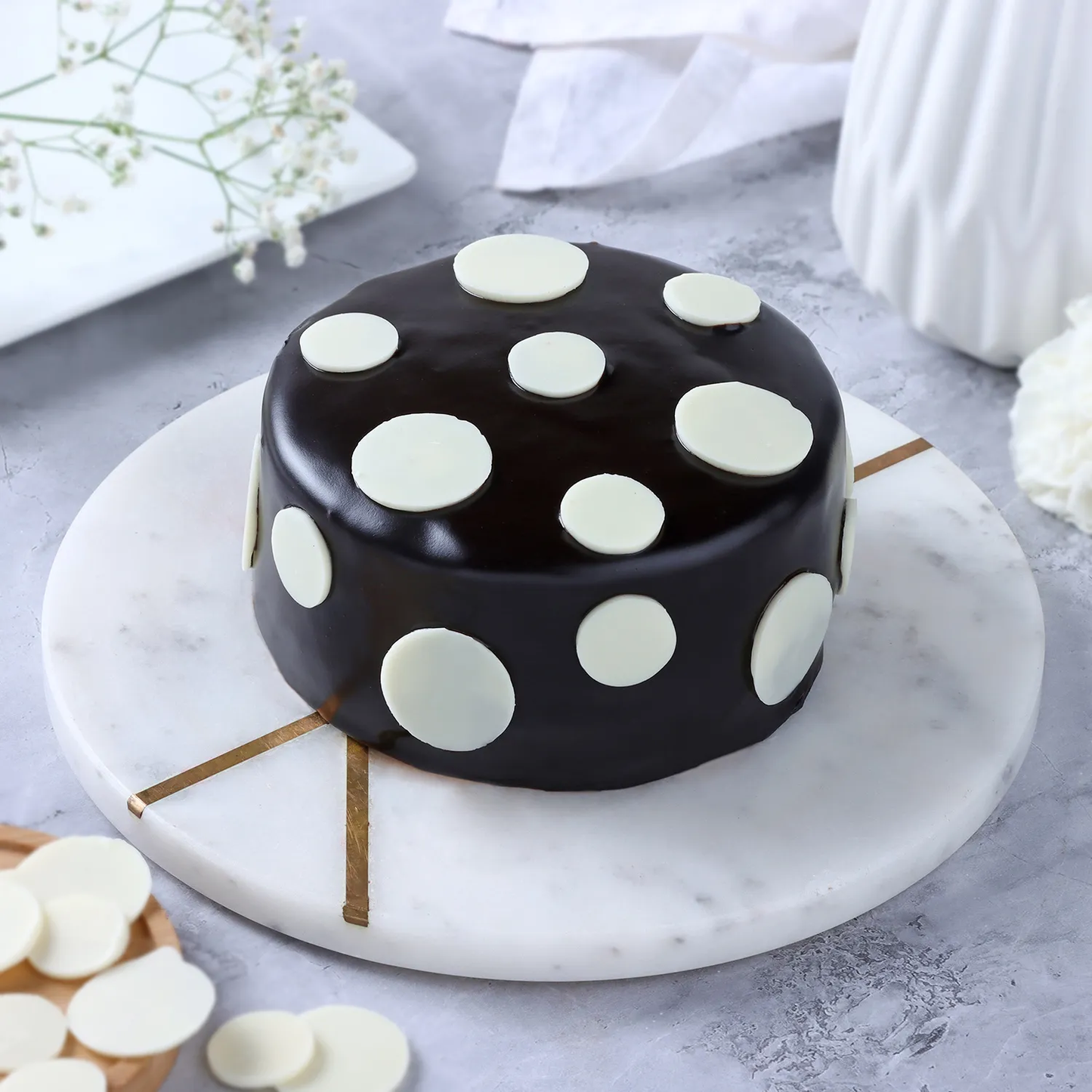 Decadent Truffle Cream Bento Cake - 250g Delight for Two