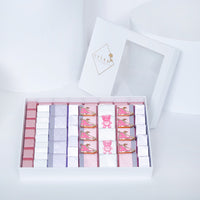 علبة شوكولاتة مرحبًا بالطفلة | مجموعة هدايا أنيقة من أوبرا باتيسيري