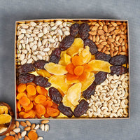 Premium Assorted Healthy Delights - Nut and Dried Fruit Gift Box (1 Kg)