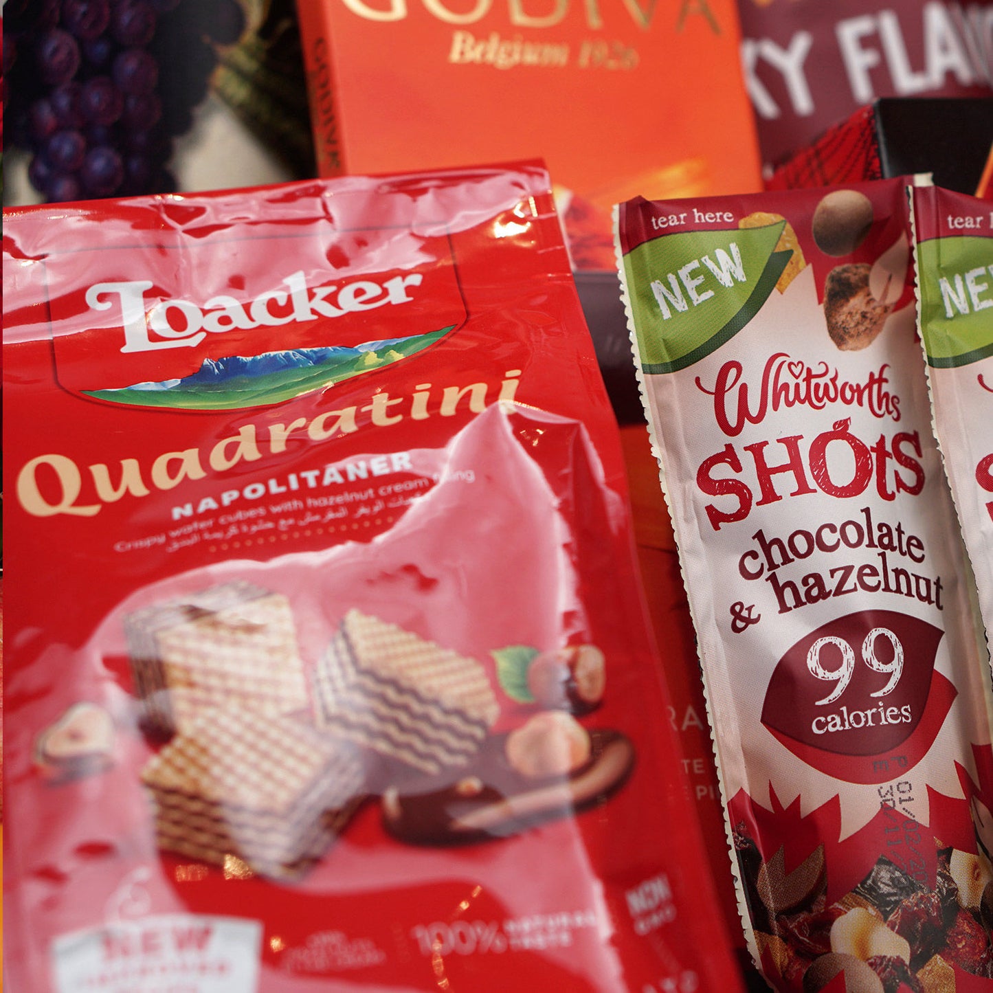 Deluxe Juice & Treats Gift Box