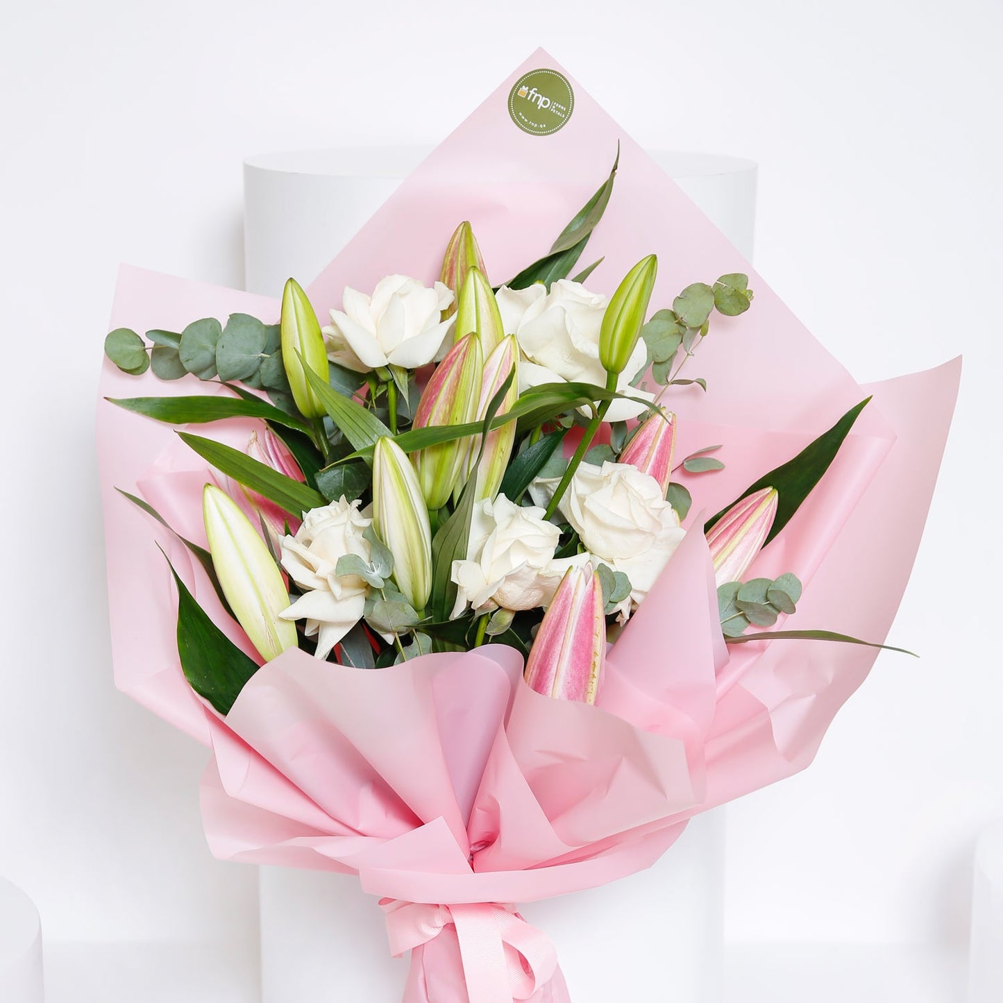 Elegant Mixed Roses and Lilies Bouquet for Mother's Day Celebration