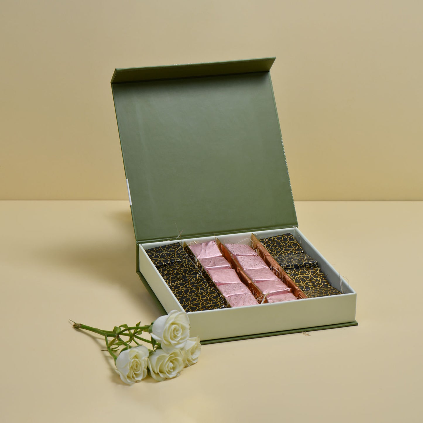 Exquisite FNP Premium Assorted Chocolate Gift Box - 250 gm