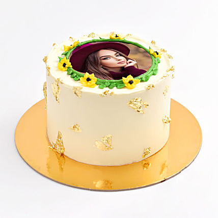 Delightful Sunflower Snapshot Chocolate Cake