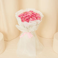 Elegant Bouquet of 15 Majestic Pink Roses