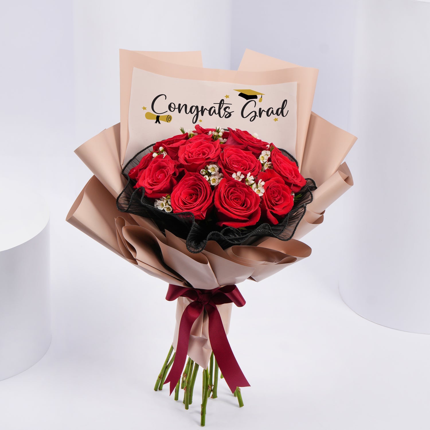 Elegant 15 Red Roses Graduation Bouquet with Personalized Touch