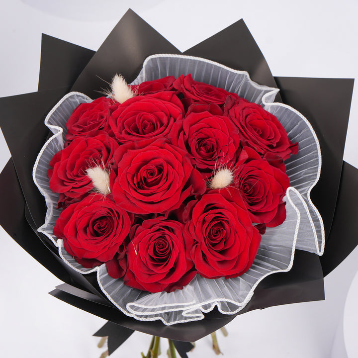 10 Red Roses Flower Bouquet for Graduation