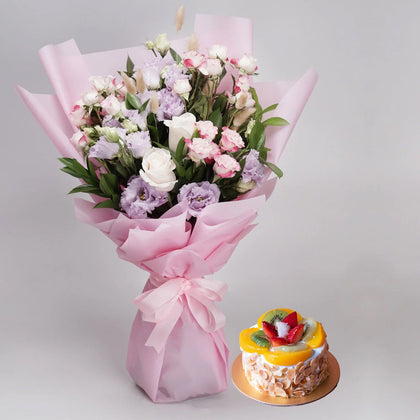 Elegant Bouquet of Mixed Flowers