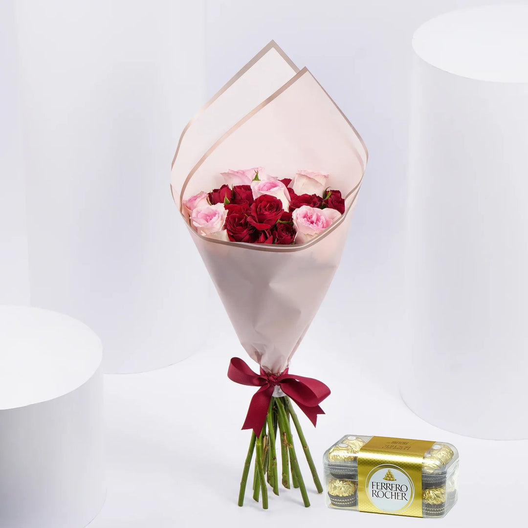 لحظات متفتحة – باقة أنيقة من الورود الحمراء والوردية