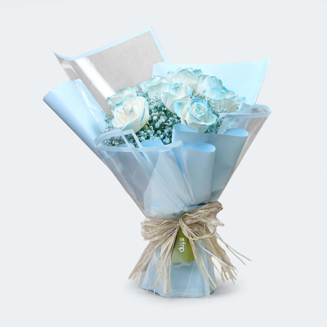 صندوق جوديفا الملكي الصغير الأنيق مع باقة زهور زرقاء وسماء