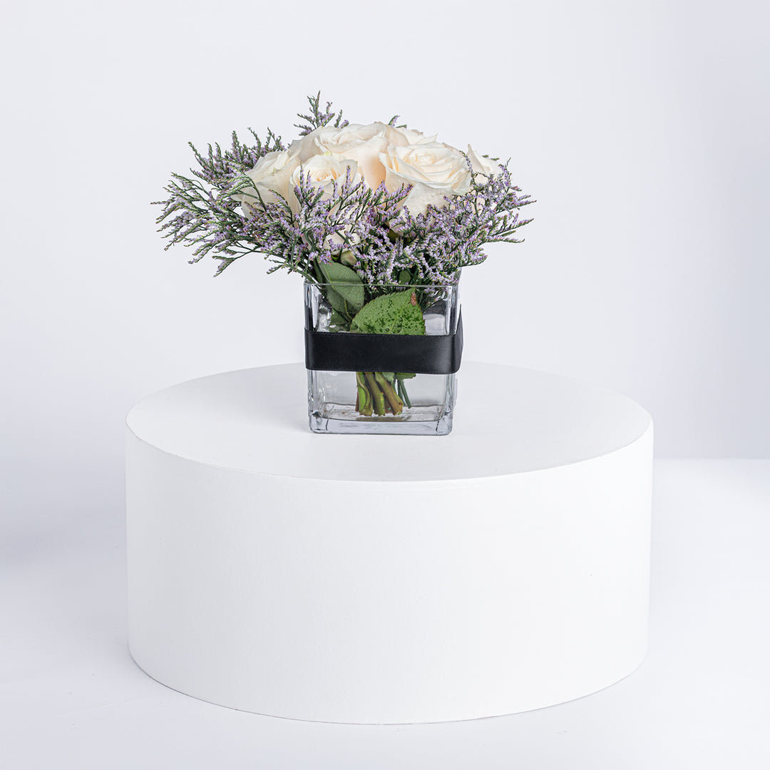 Kenooz - Cherished Moments: White Rose Vase with Perfume Oils