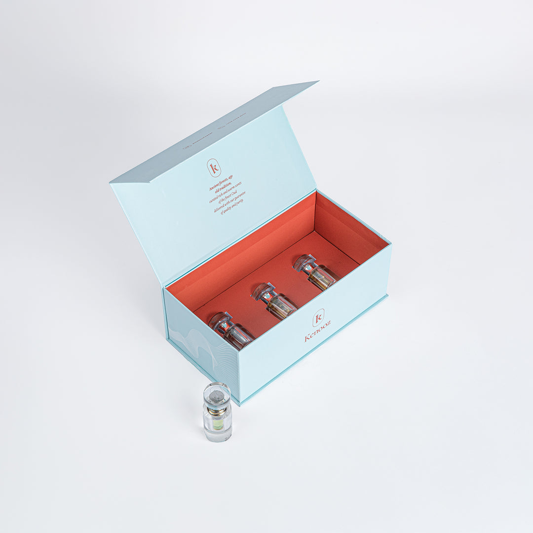 Kenooz - Cherished Moments: White Rose Vase with Perfume Oils