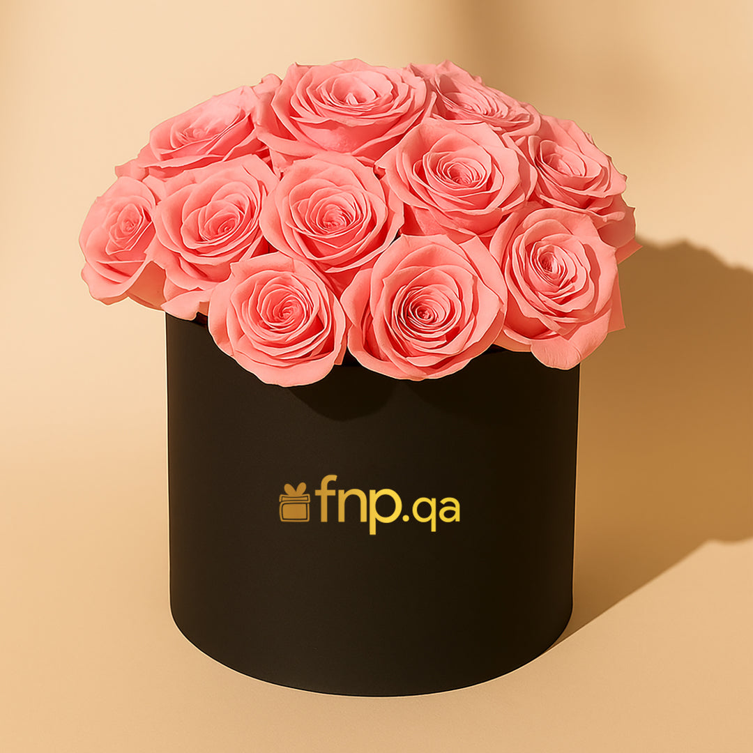 صندوق أنيق من الورود الحمراء - هدية رومانسية مثالية