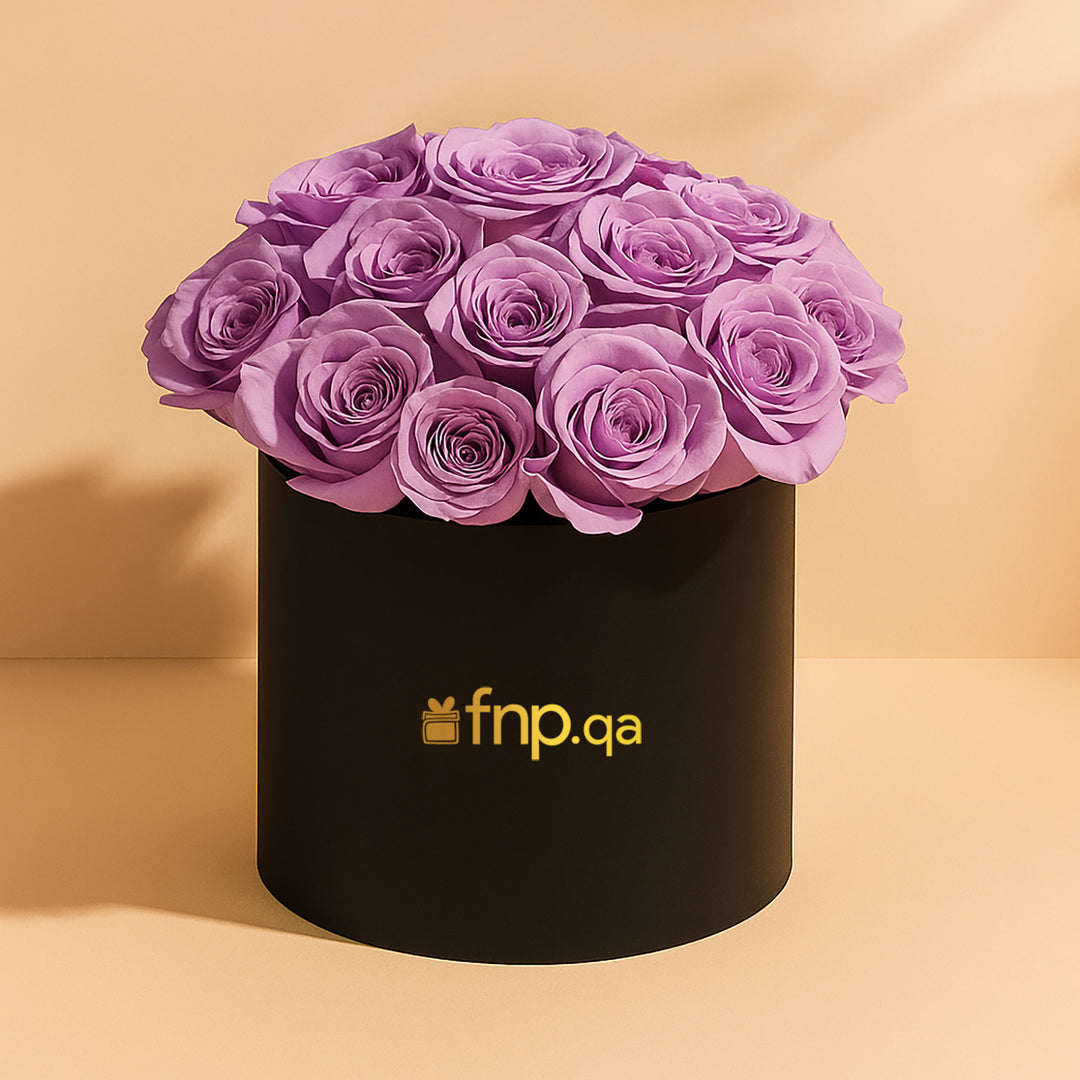 صندوق أنيق من الورود الحمراء - هدية رومانسية مثالية