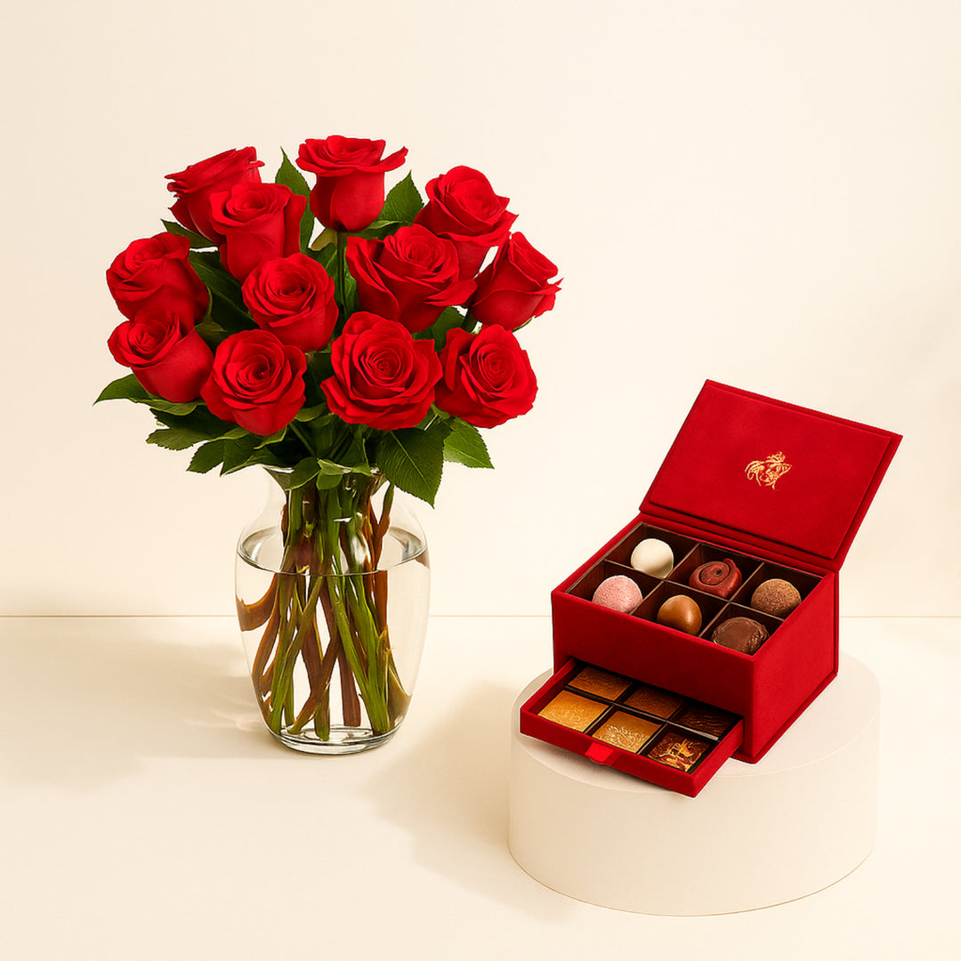 Exquisite Godiva Mini Royal Box with Romantic Red Roses Bouquet