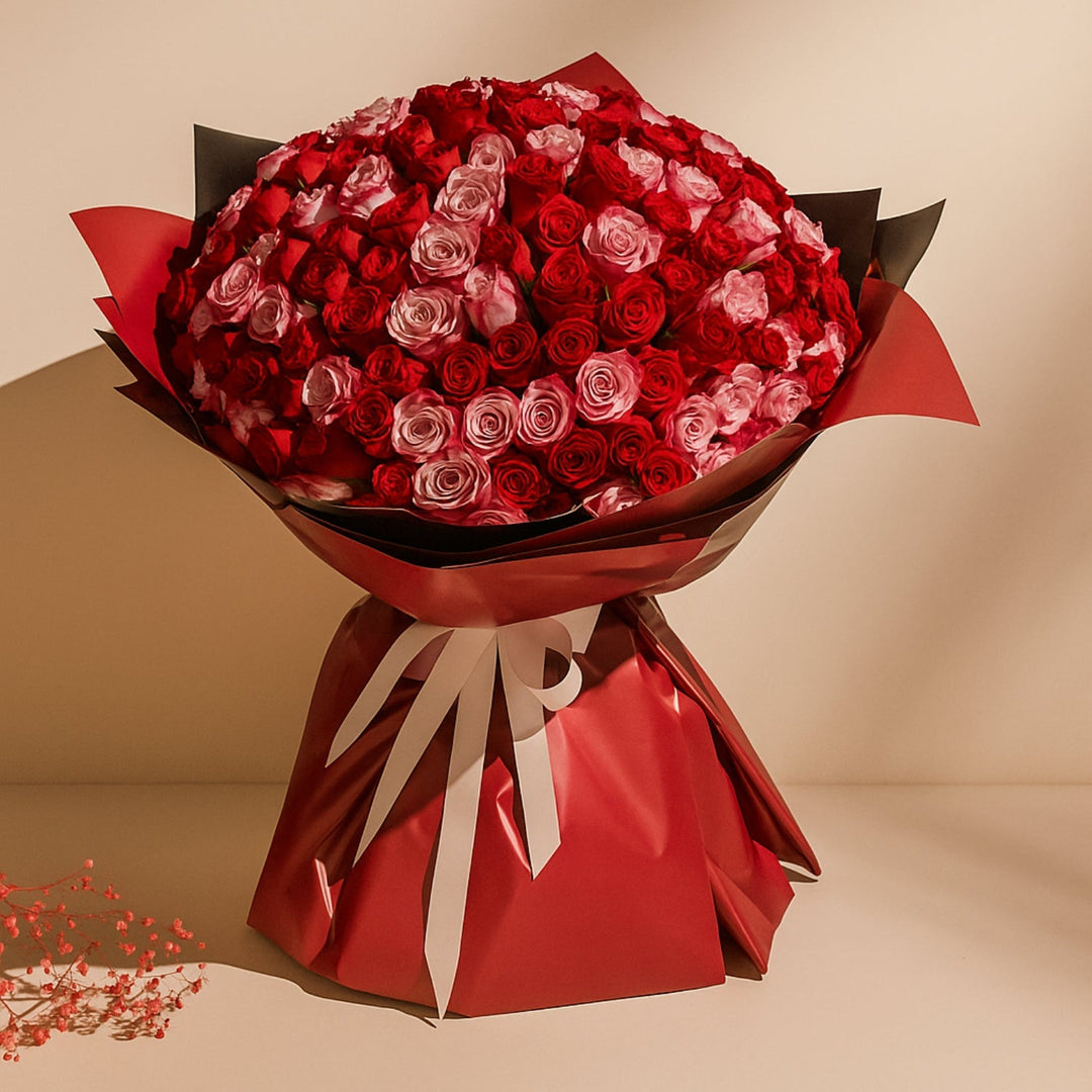 Luxurious 200 Red and Pink Roses Bouquet - Perfect Gift for Any Occasion 