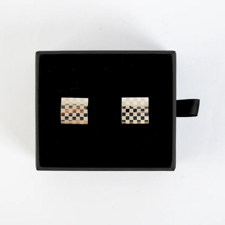 Luxurious Signature Jewelry Checkered Cufflinks for Men