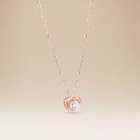 علاقة الحب القرمزية: ترتيب هدايا فاخر من الورود والذهب