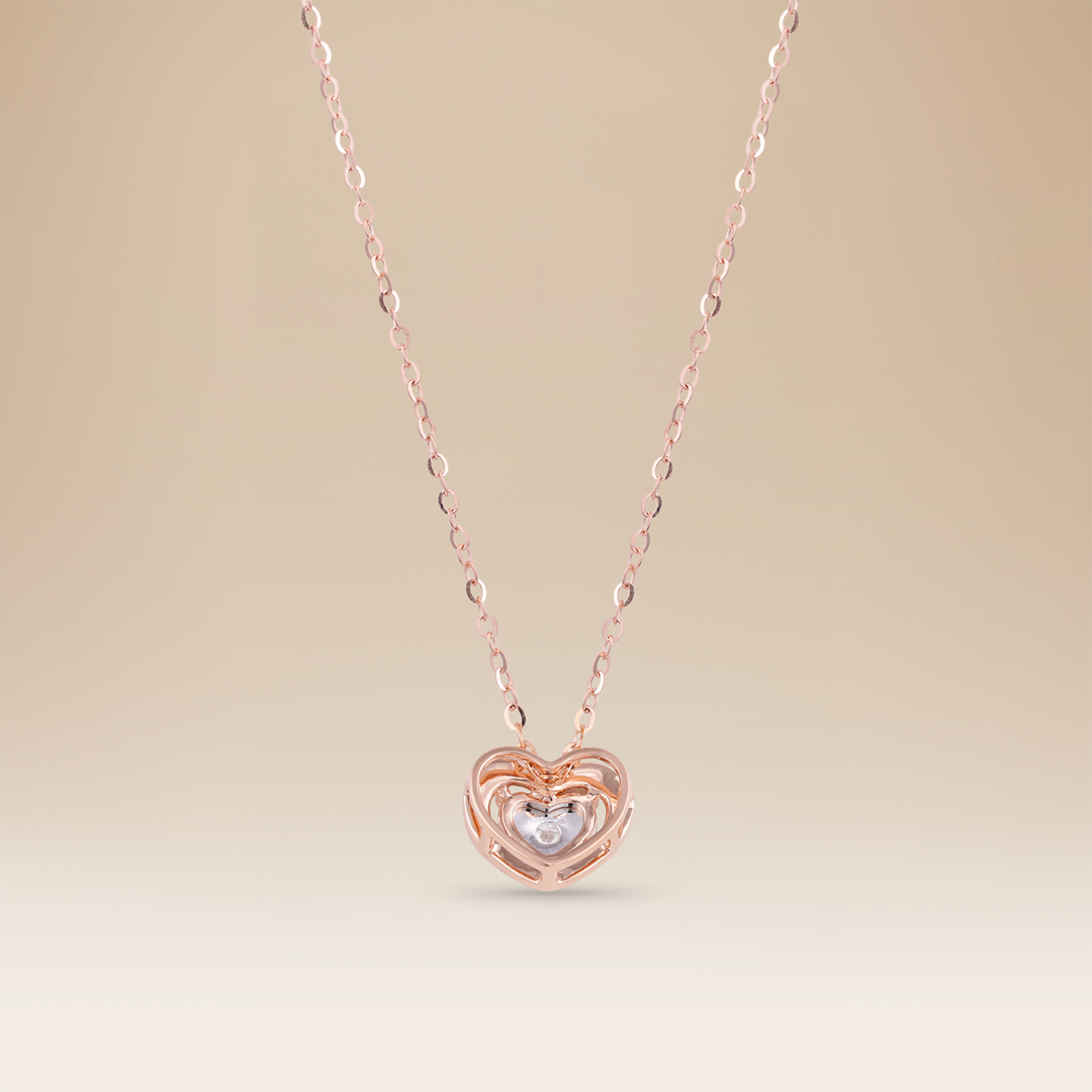 علاقة الحب القرمزية: ترتيب هدايا فاخر من الورود والذهب