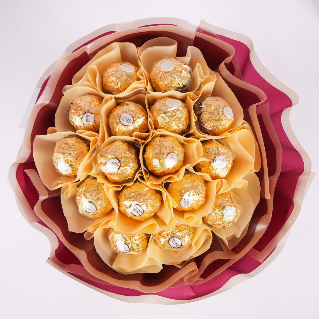 باقة فاخرة من فيريرو روشيه – هدية أنيقة وحلوة