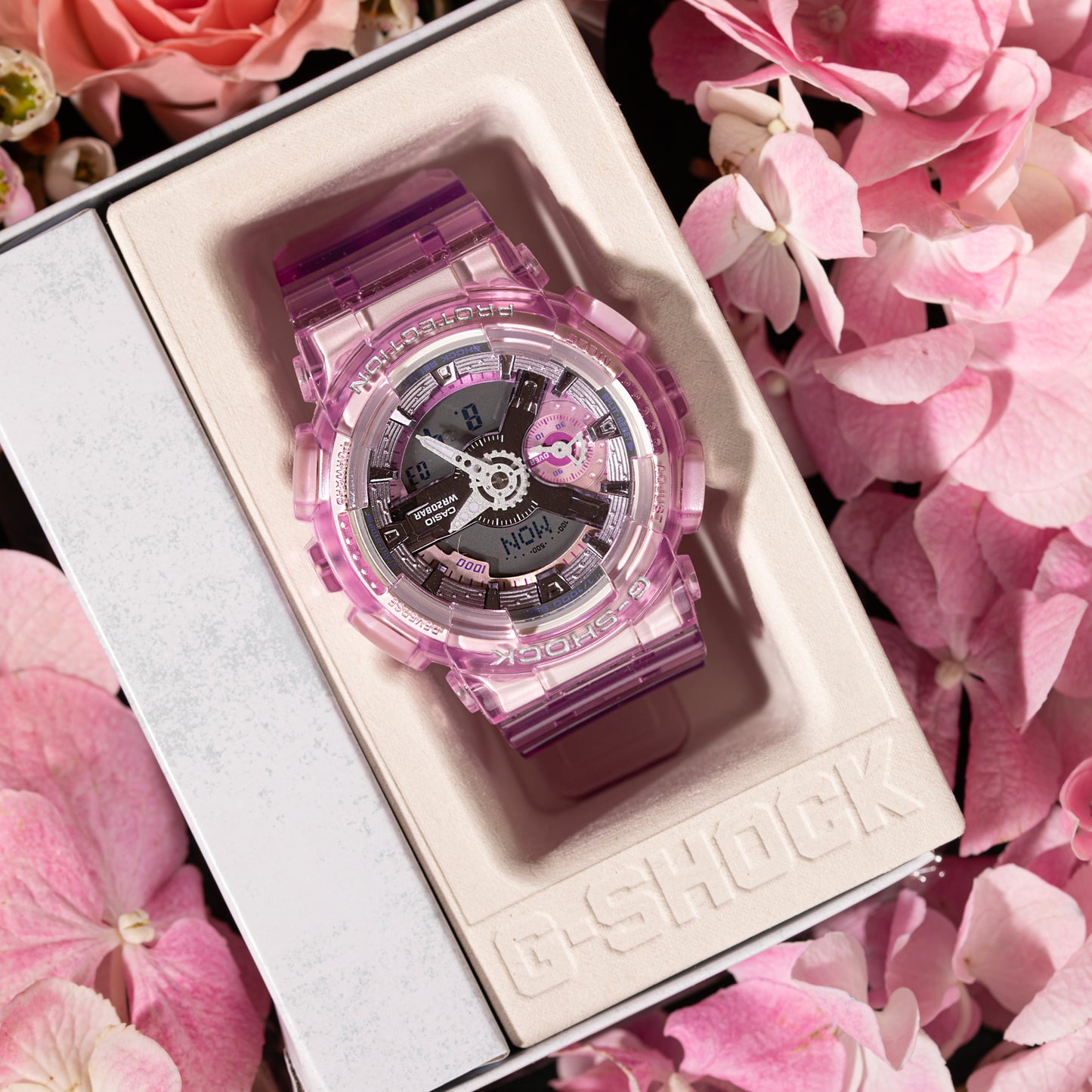 Baby G Resin Shock Resistant Watch For Women With Heart Shaped Flower Box