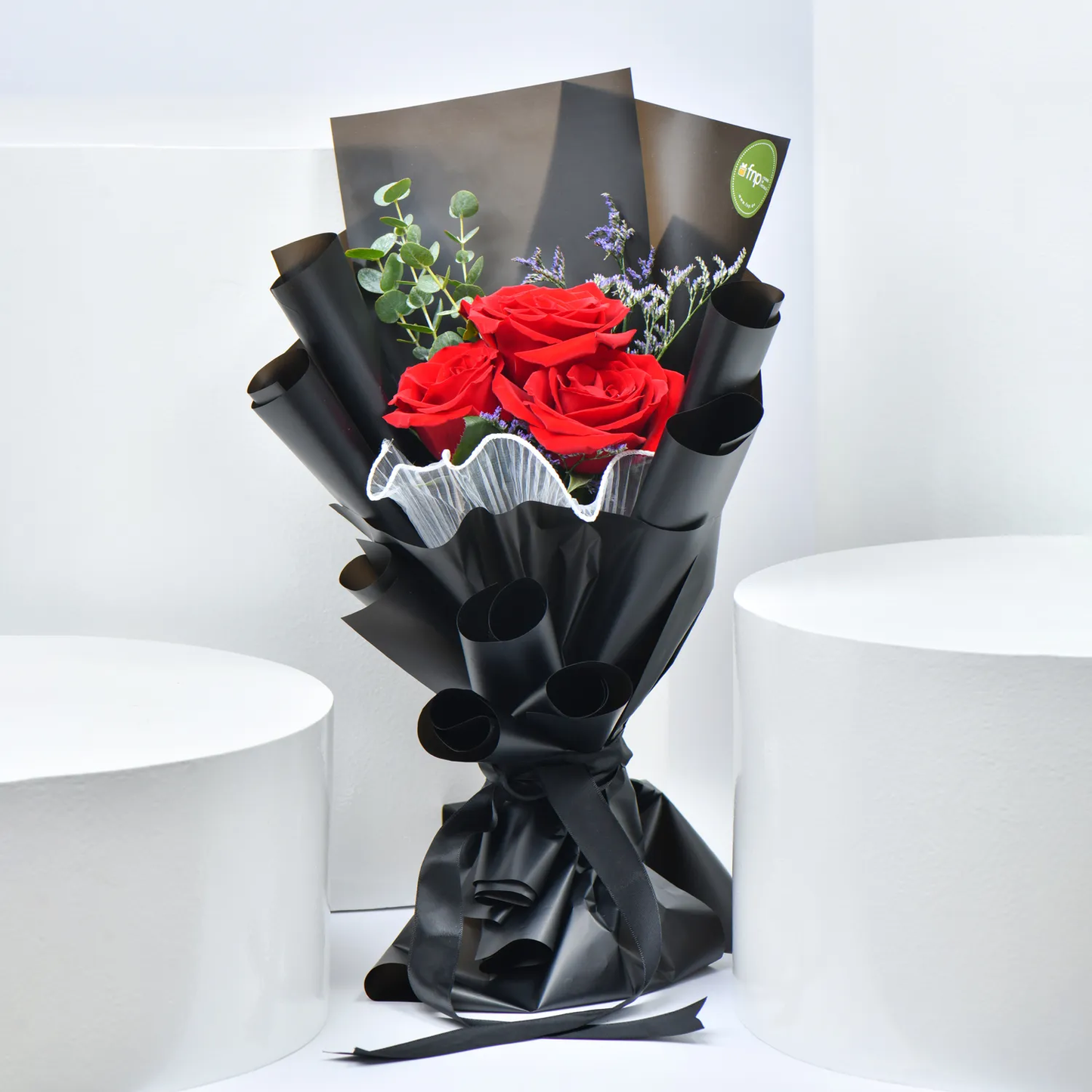 3 Red Roses Bouquet